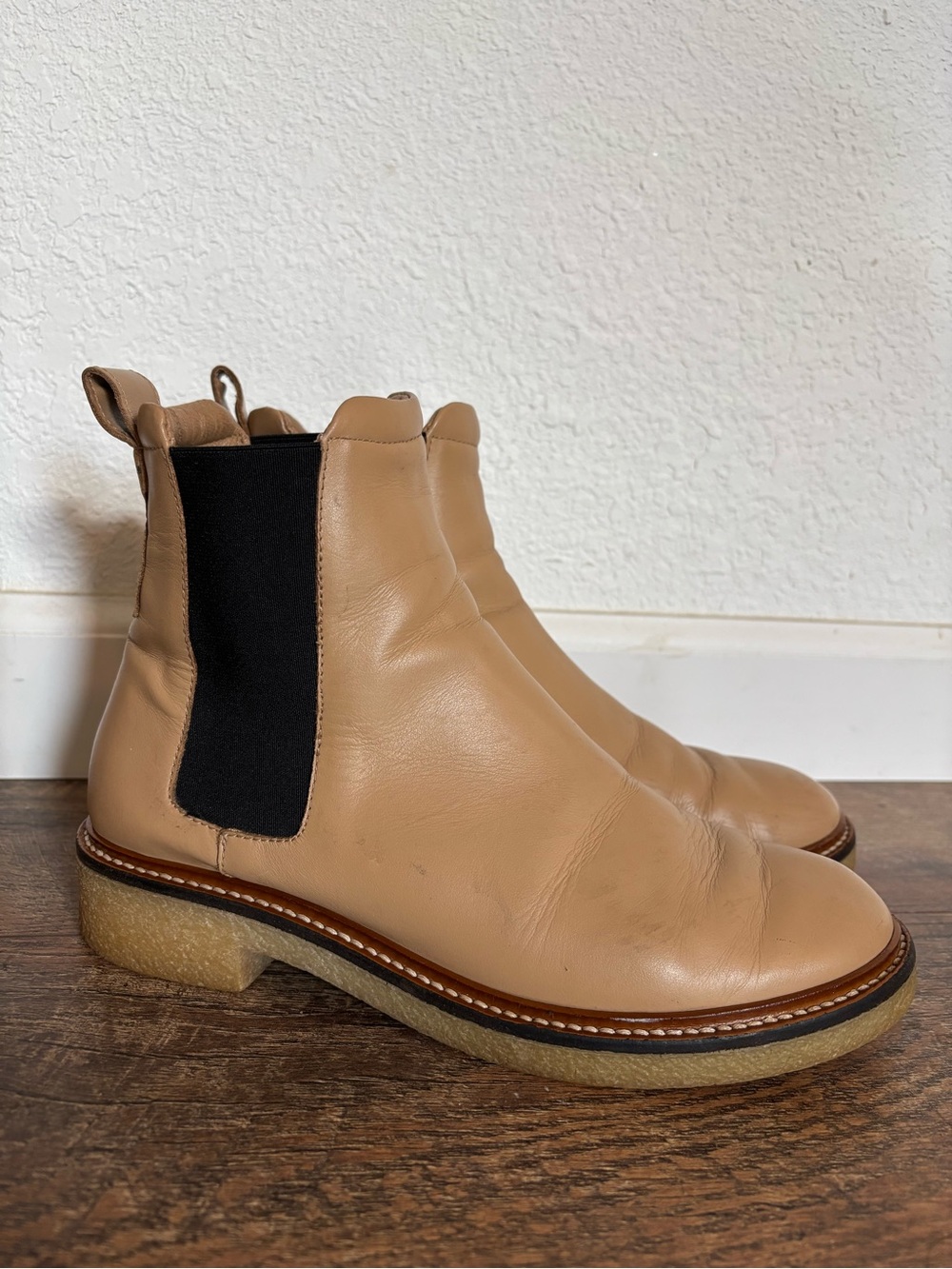 Everlane Cream Chelsea Booties with Black Elastic